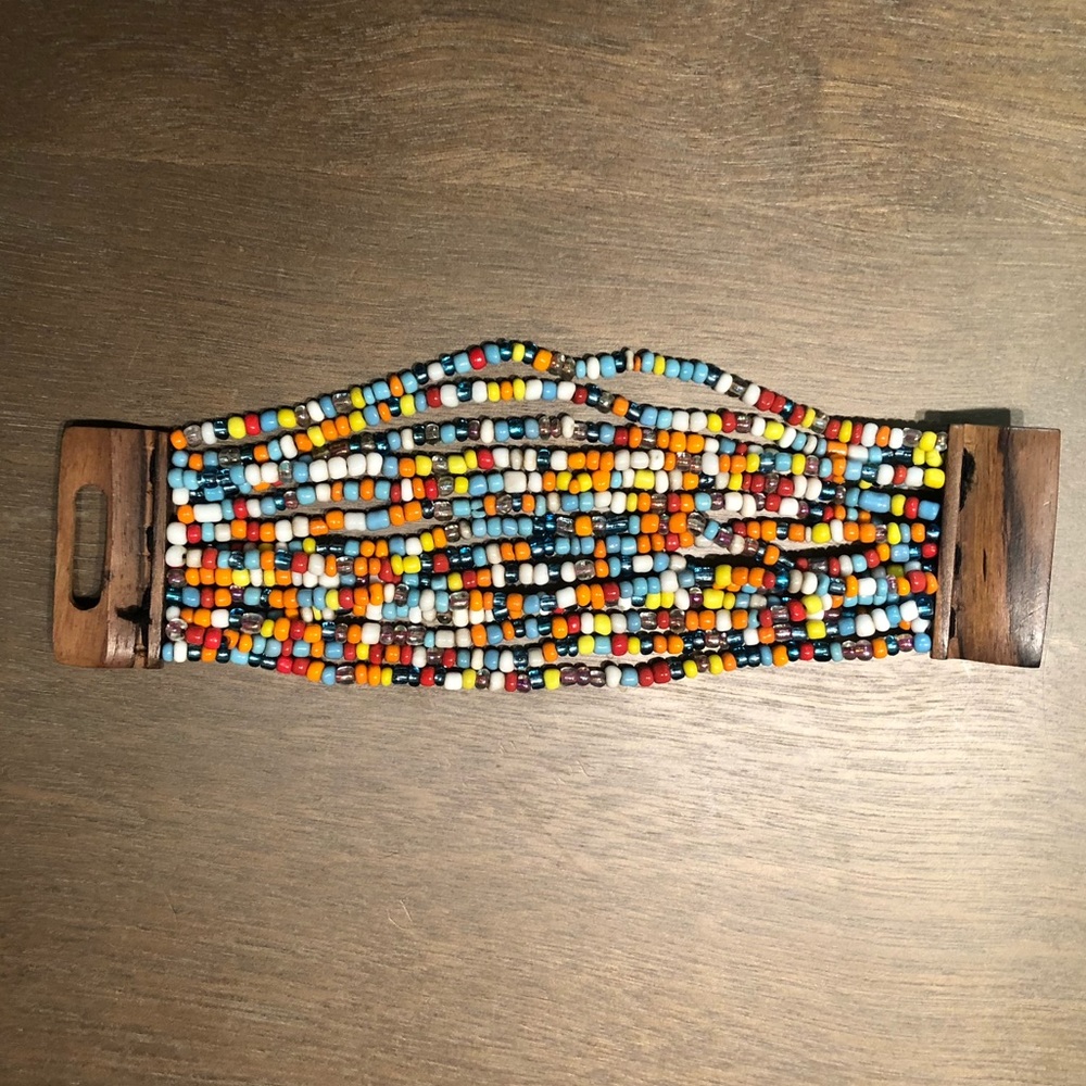 Colorful bead bracelet - Picture 4 of 5